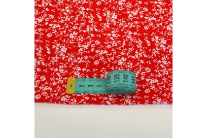 Штапель Цветочный принт на красном №6 110 г/м²  шир.140 см